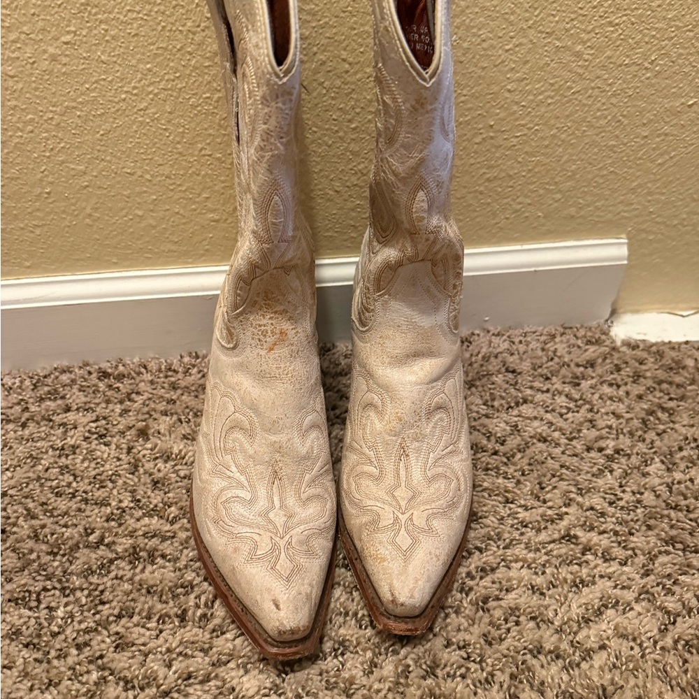 Dan Post Ivory Heeled Boots - Picture 2 of 6